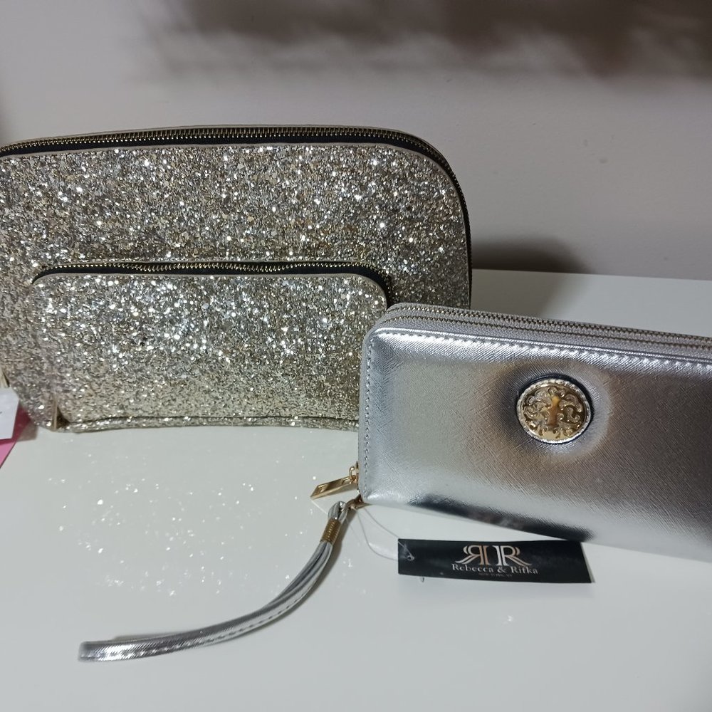 Lot of 2 HANDBAGS